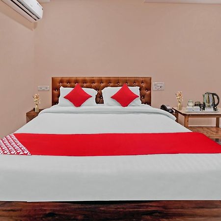 Hotel O Sandeep Raipur  ภายนอก รูปภาพ